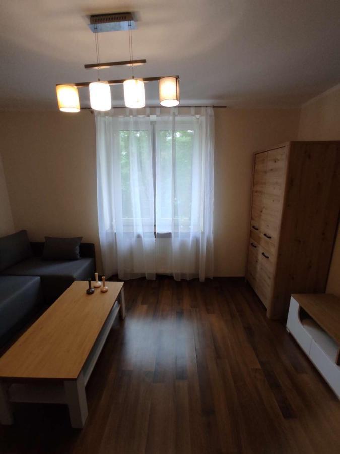 Obok Szczesliwej 7 Lägenhet Gliwice Exteriör bild