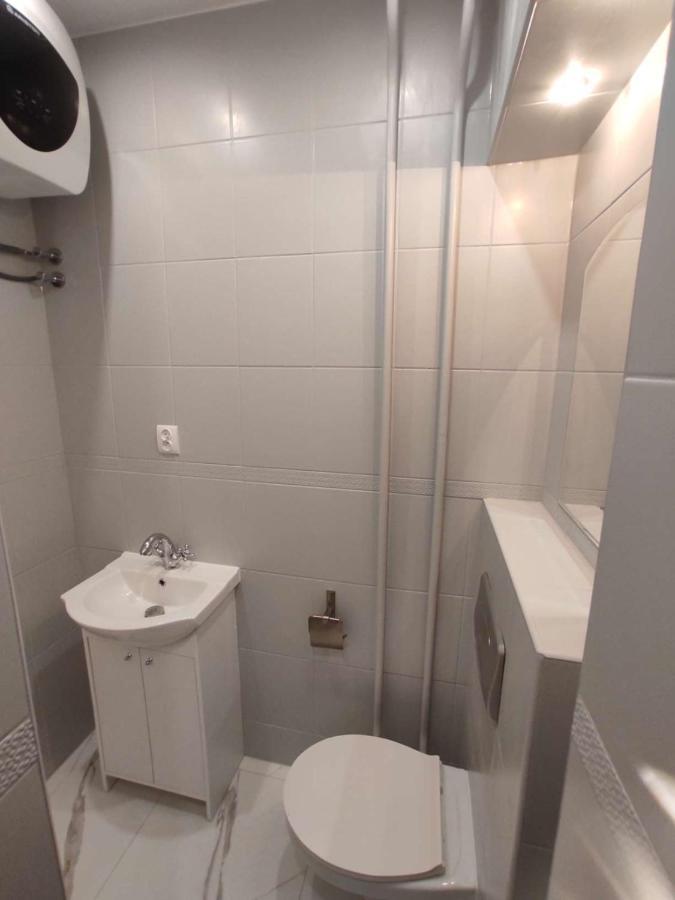 Obok Szczesliwej 7 Lägenhet Gliwice Exteriör bild